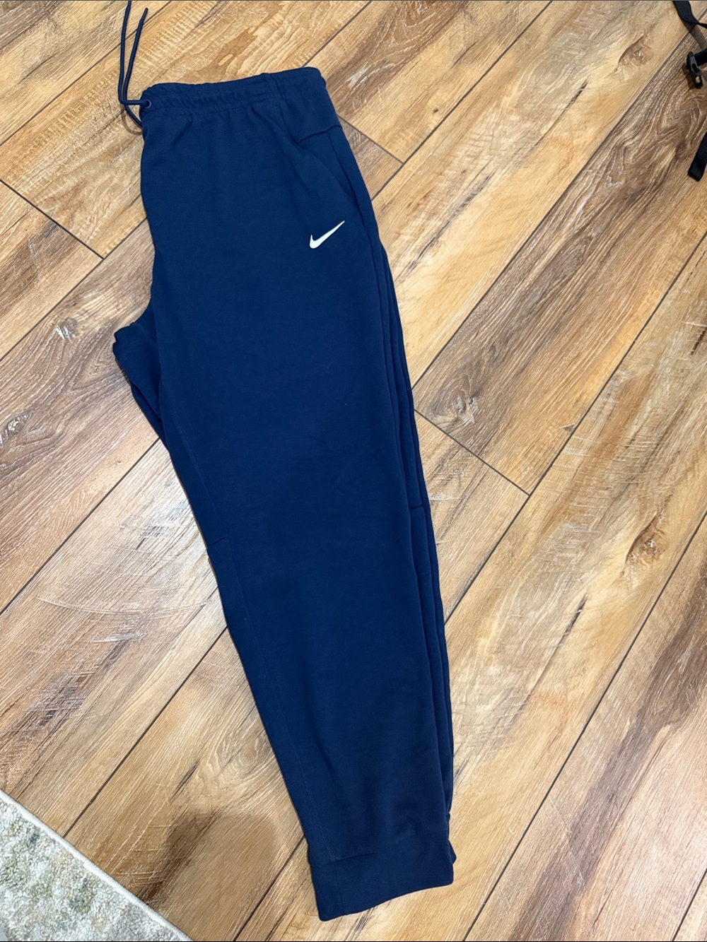 Men’s Nike dri fit jogger pants